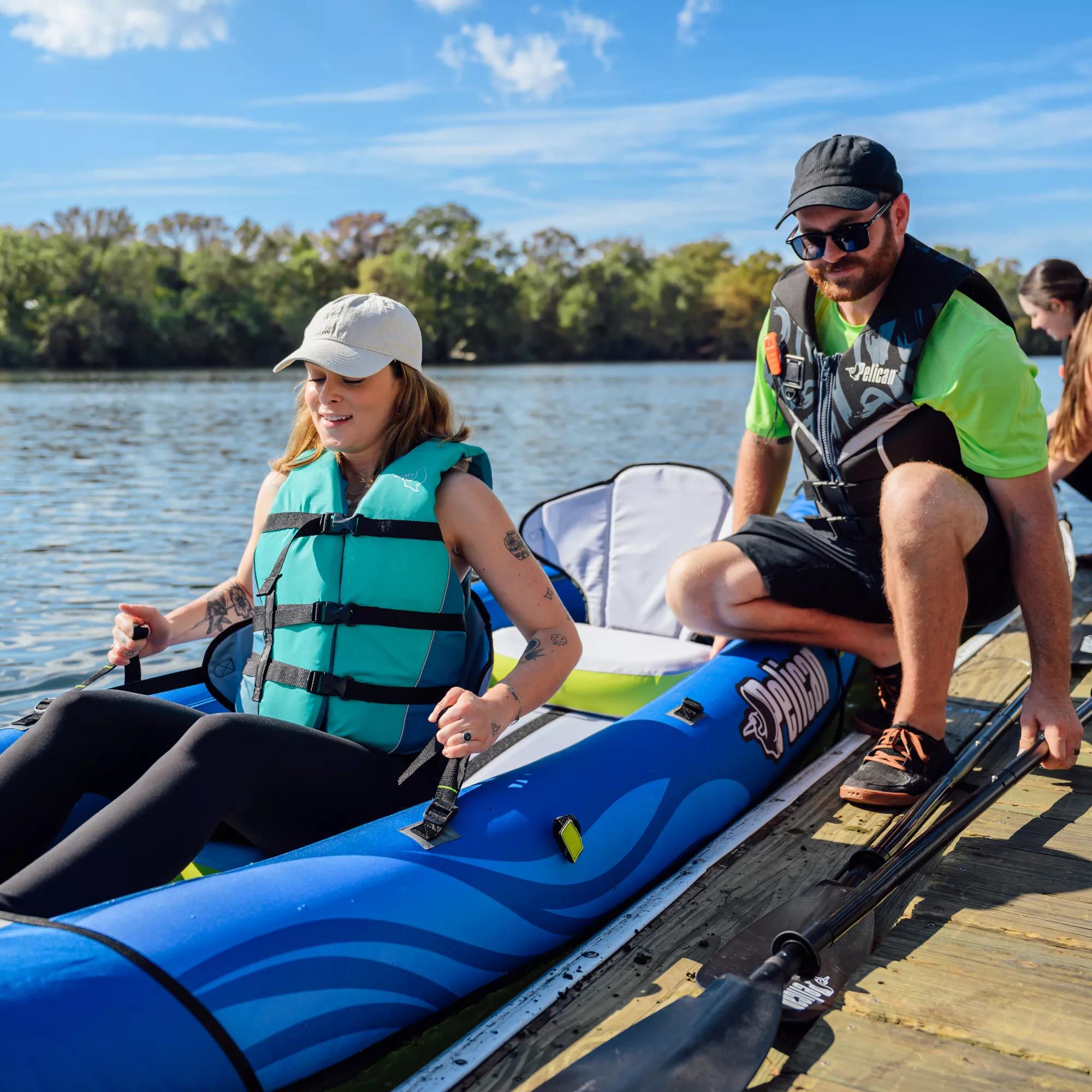 PELICAN - Convertible Inflatable Tandem Kayak iESCAPE 110 - Blue - MMG11P104 - LIFE STYLE 3