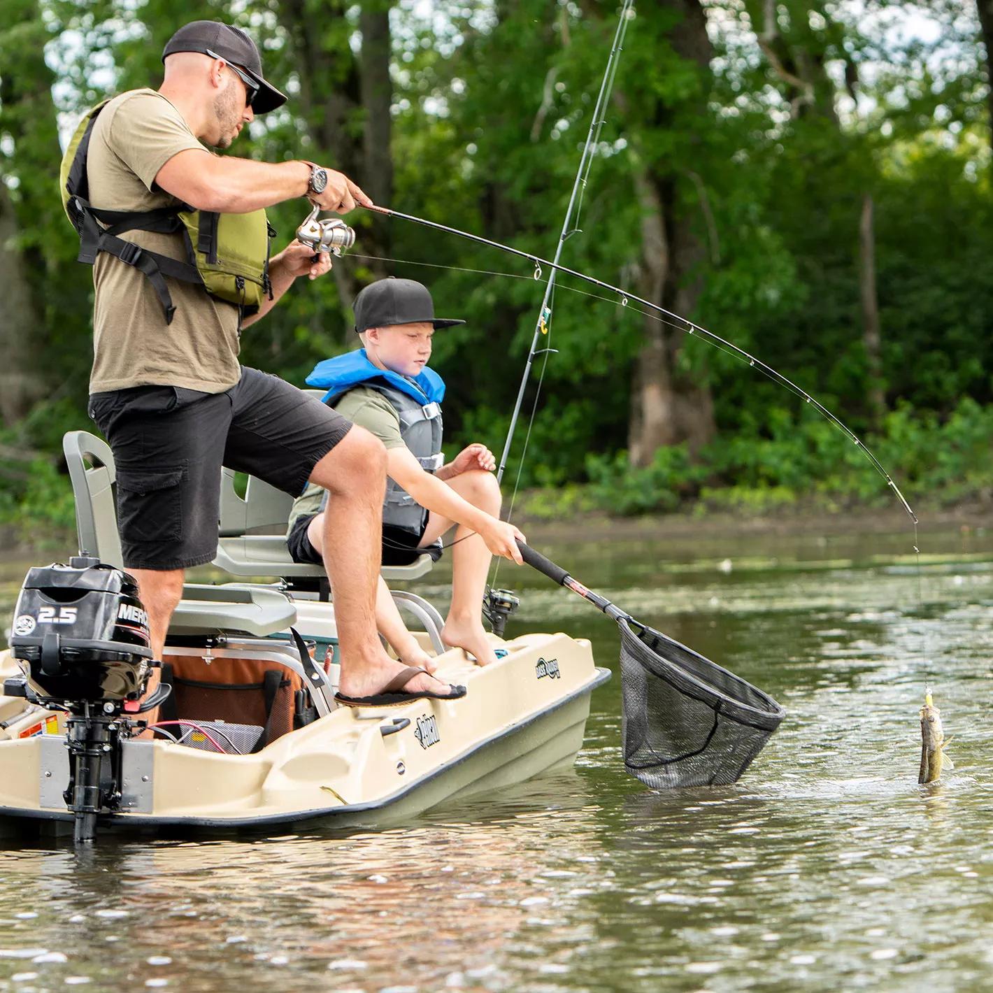 PELICAN - Bass Raider 10E Fishing Boat - Green - BBA10P205-00 - LIFE STYLE 3