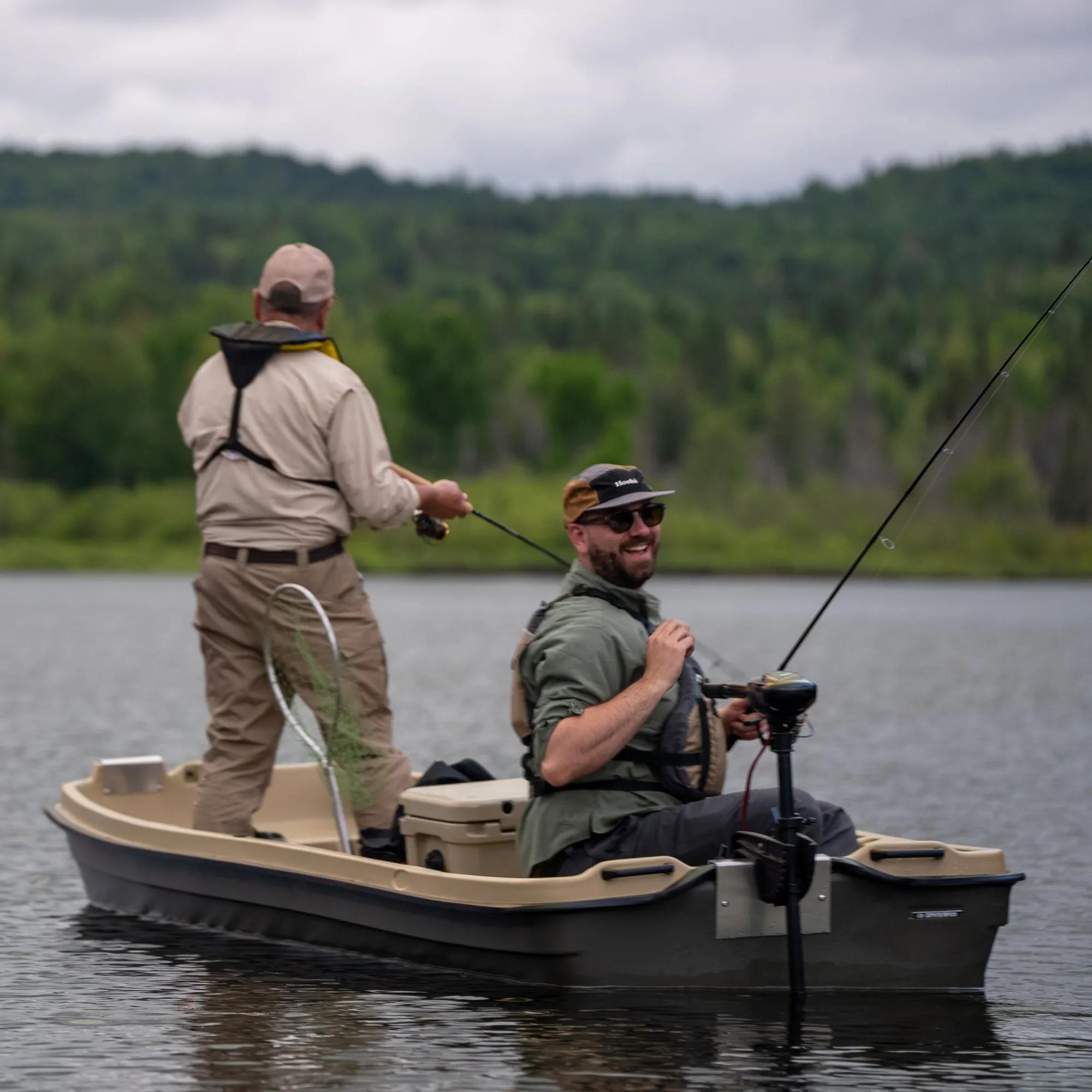 PELICAN - Intruder 12 Fishing Boat - Green - BJA12P105-00 - LIFE STYLE 3