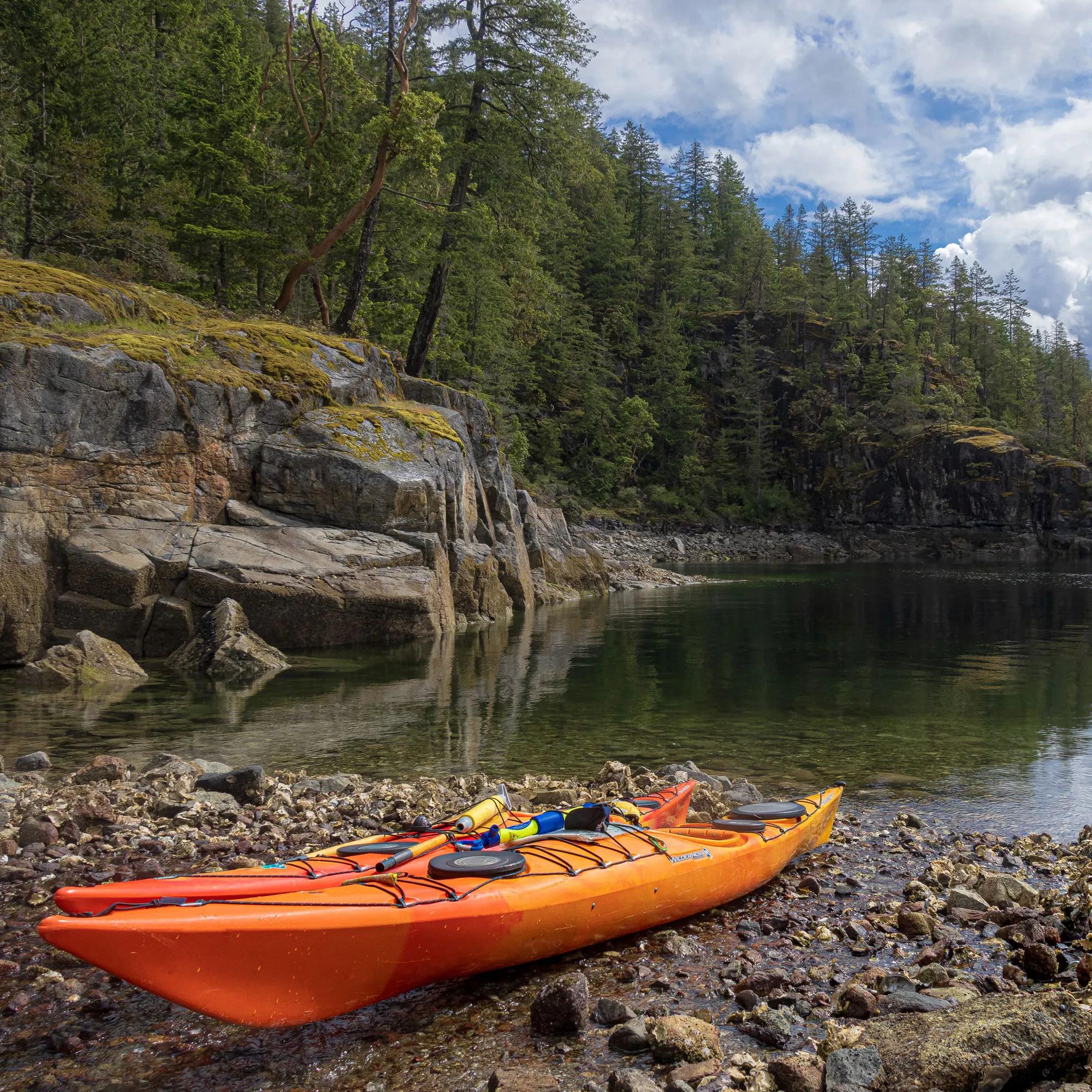 WILDERNESS SYSTEMS - Tempest 165 Touring Kayak - Blue - 9720067179 - LIFE STYLE 3