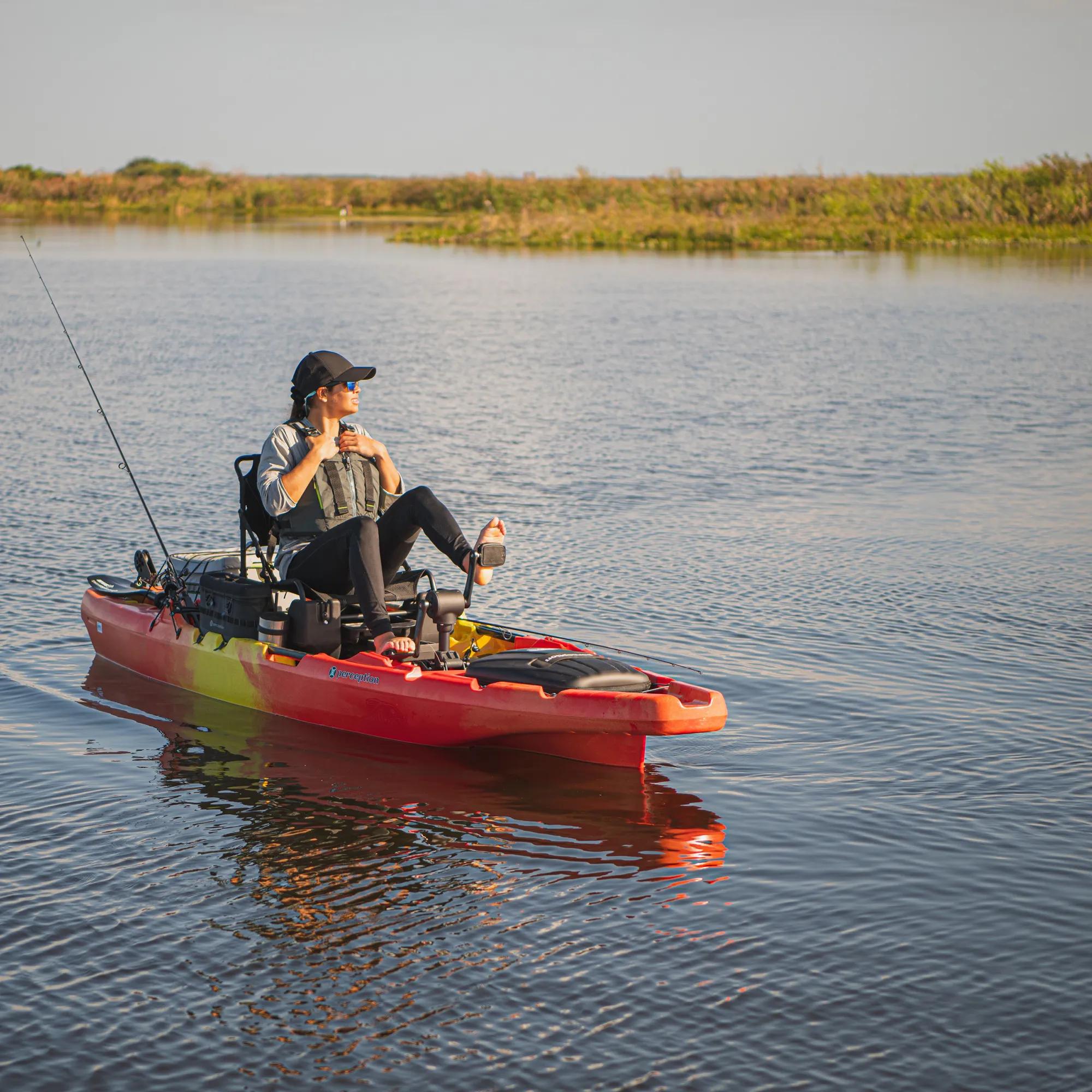 PERCEPTION - Showdown 11.5 Fishing Kayak - Red - 9351921042 - LIFE STYLE 1